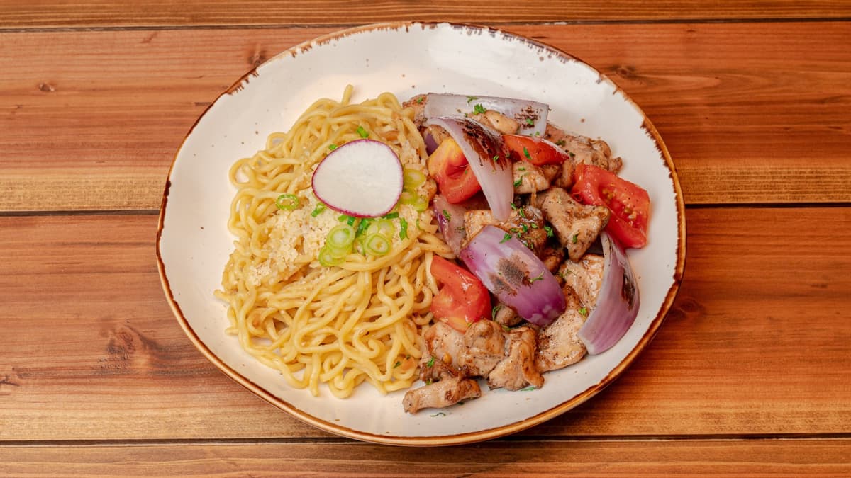 Garlic Noodle - Chicken menu item